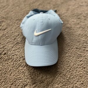 Light blue Nike cap